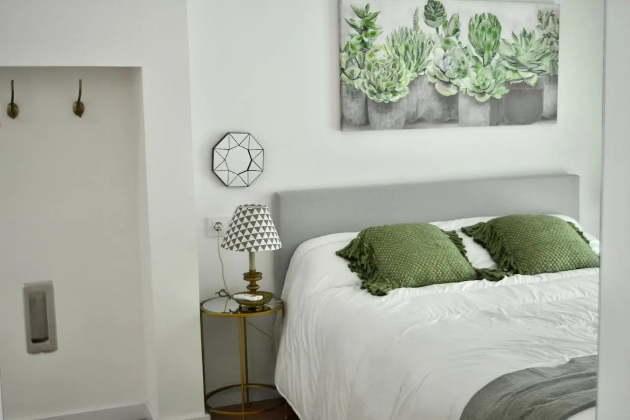 Alfalfa Sweet Home Sevilla